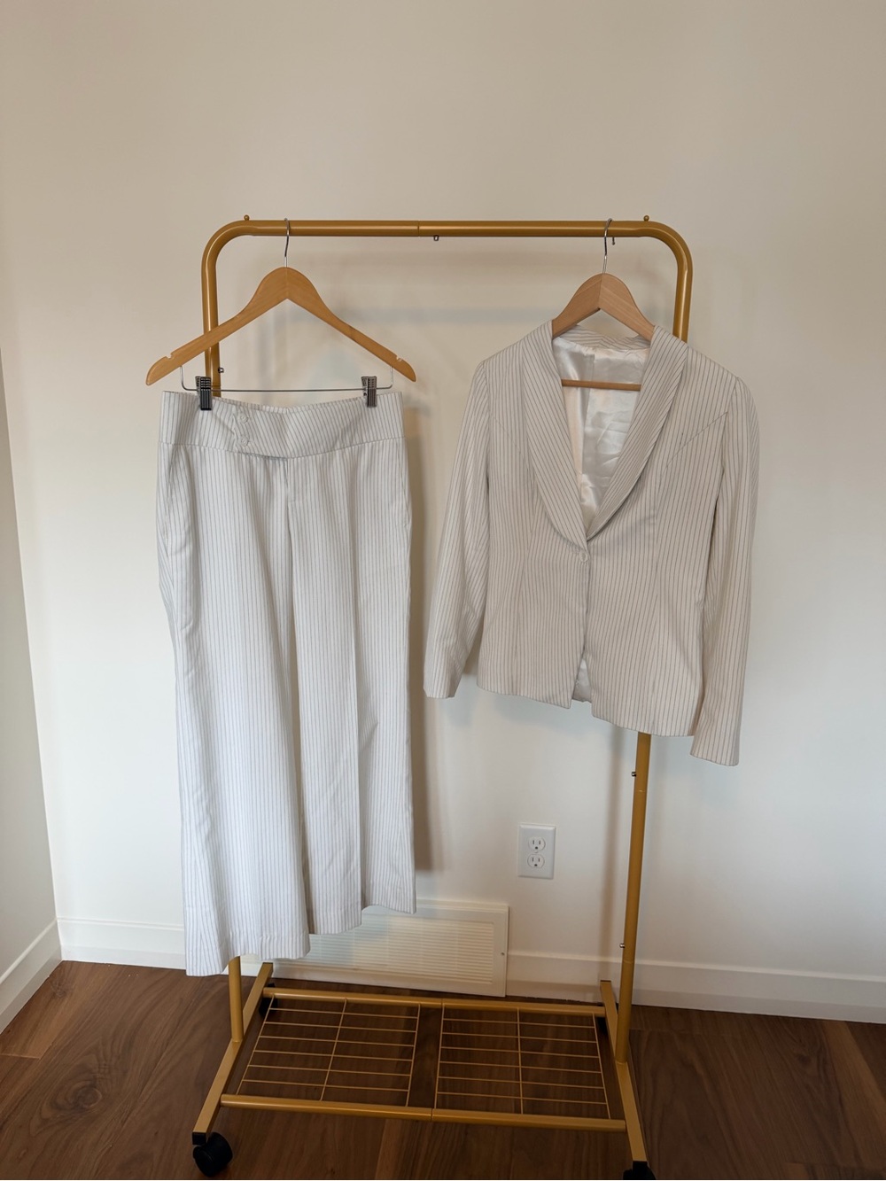 Light Gray Pinstripe Women's Skirt - Classic Wide Leg Design Satin Lined Blazer